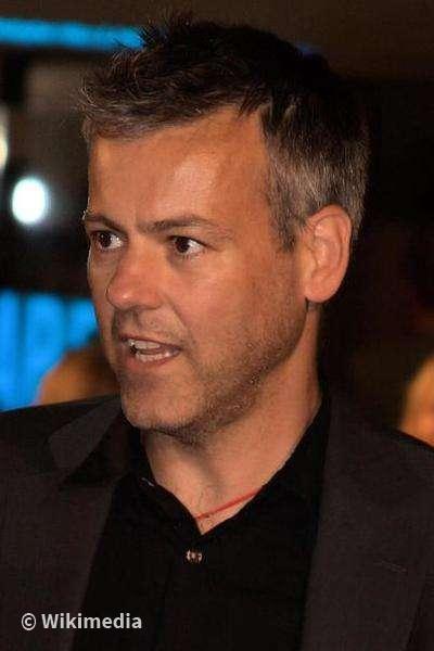 Rupert Graves