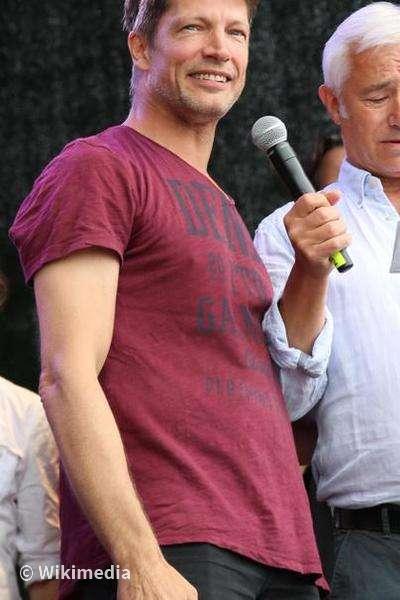 Mickey Hardt Mickey Hardt