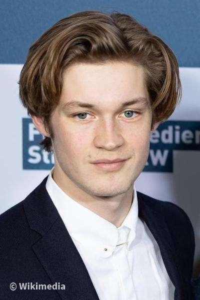 Damian Hardung Damian Hardung